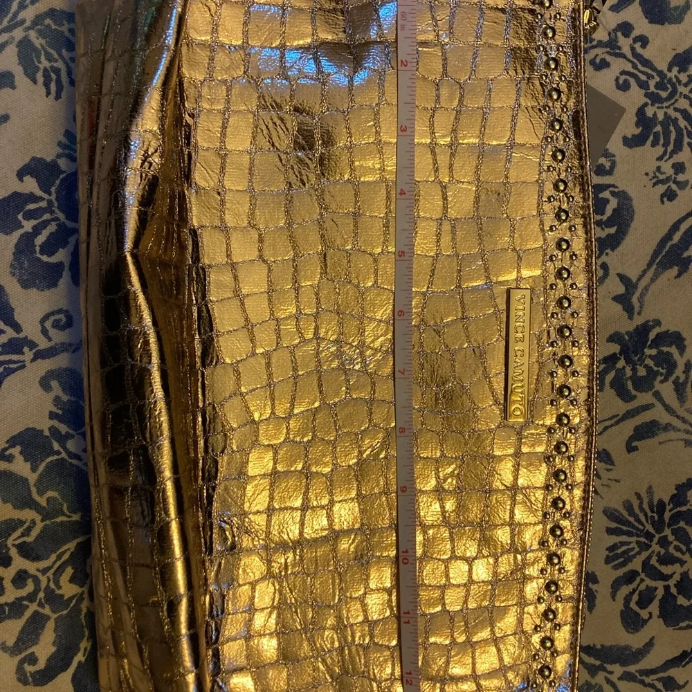 Vince Camuto rose gold travel bag / large clutch - Picture 7 of 8
